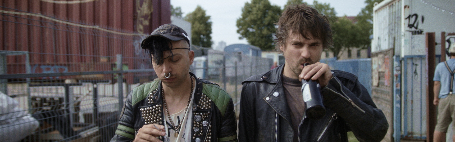 bFliegSteil_Still__2.730